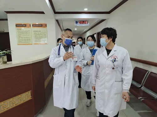 我院邀请神经内科专家来院查房指导,全面提高医疗服务水平
